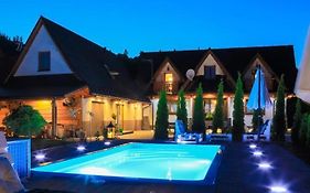 Domki Dream House Resort 606-436-626